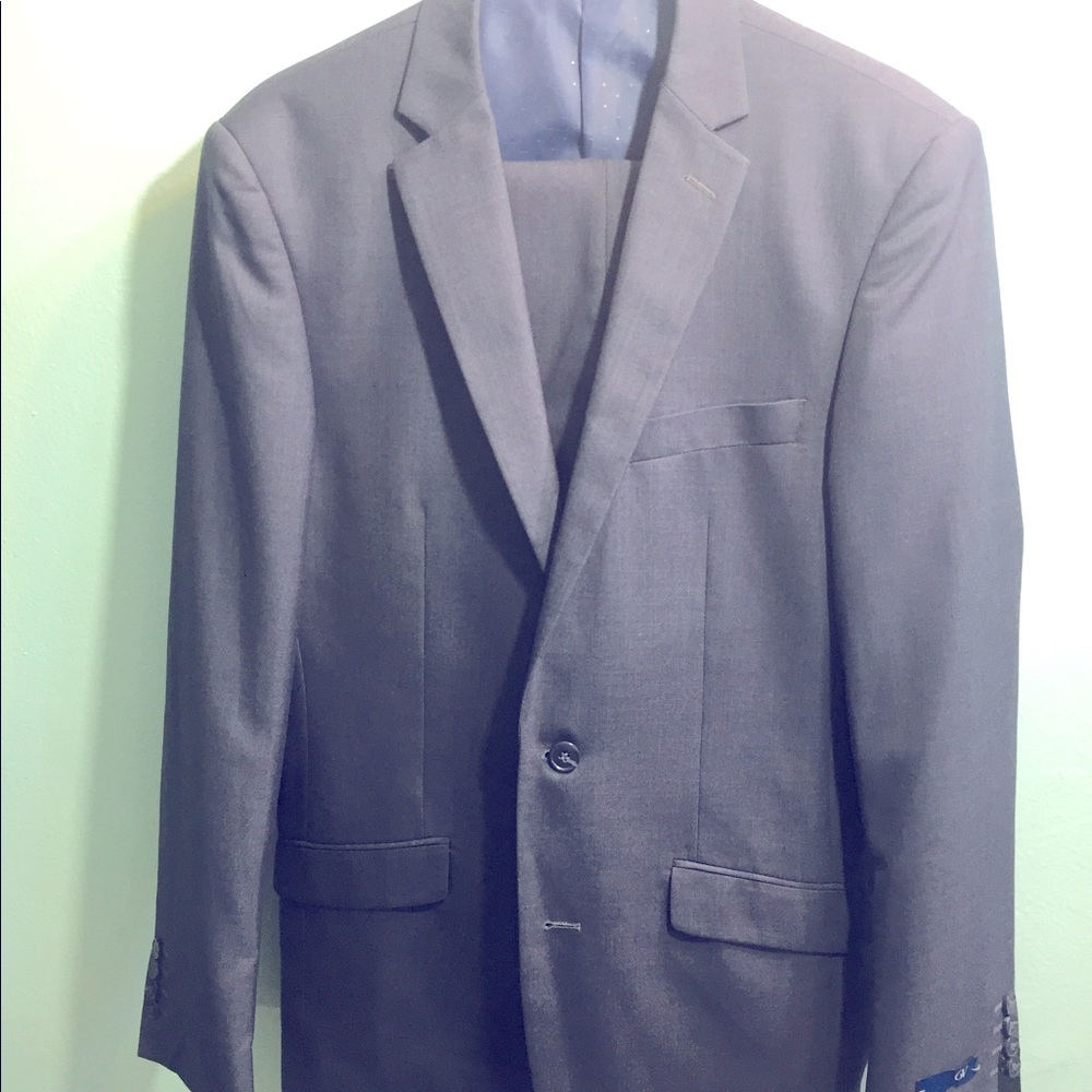 Mens suit brand-new